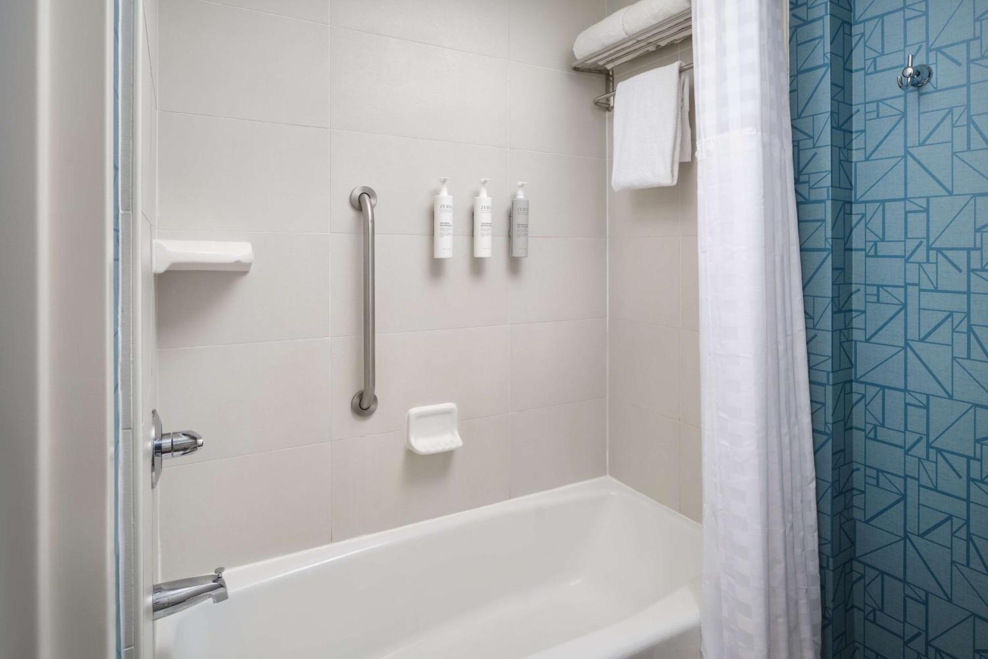 Homewood Suites Atlanta Midtown Экстерьер фото